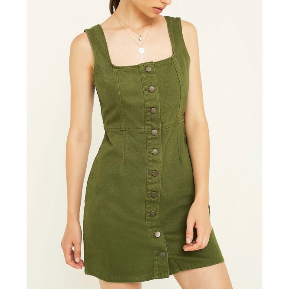 Super cute urban outfitters denim dress🔅🔅